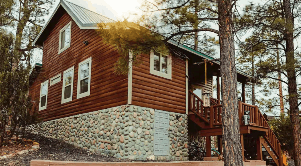 12 Unique PetFriendly Airbnb Cabins in Arizona Doggy Check In