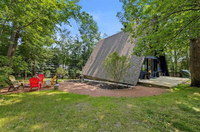 10 Awesome PetFriendly Cabins in Wisconsin